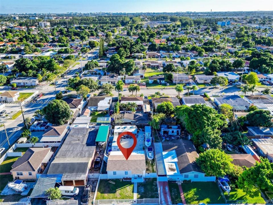 174 E 40th St, Hialeah, Floryda 33013, USA