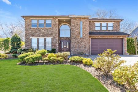 219 Carnation Drive, Babylon, New York 11735, USA