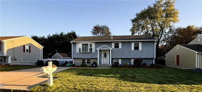 63 Capwell Avenue, Woonsocket, RI 02895, USA