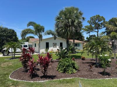 907 SE Lake Street, Stuart, Floryda 34994, USA