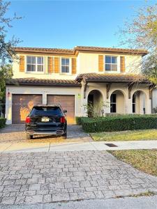 15041 SW 177th Ter, Miami, Florida 33187, USA