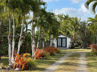 18481 SW 208th St 18481, Miami, Florida 33187, USA