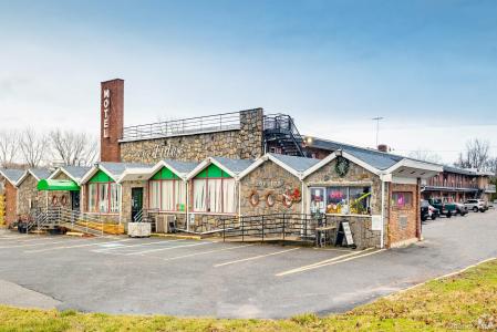 2 Bayville Avenue, Oyster Bay, New York 11560, États-Unis