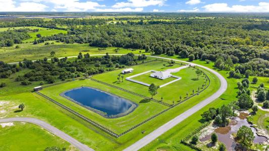 13615 SE 26th Lane, Okeechobee, Florida 34974