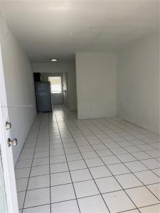 7300 N Harding Ave 28, Miami Beach, Florida 33141, USA