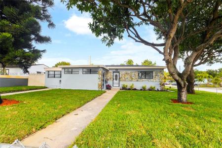 551 NW 183rd St 551, Miami Gardens, Florida 33169, Estados Unidos