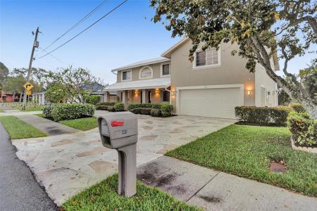 466 NE 8th Ave, Deerfield Beach, Florida 33441
