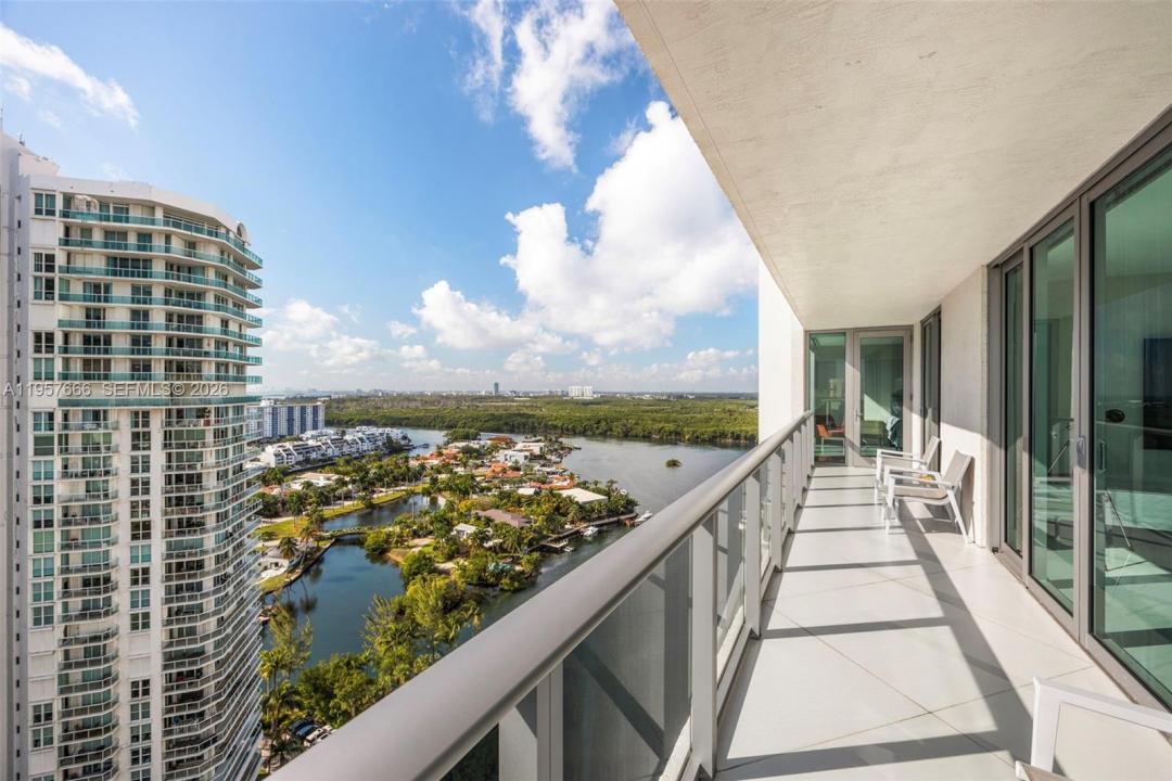 300 Sunny Isles Blvd 4-2202, Sunny Isles Beach, Floride 33160, États-Unis