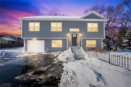 18 Anama Avenue, East Providence, RI 02916, USA