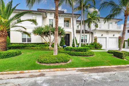 129 Santa Lucia Drive, West Palm Beach, Florida 33405, USA