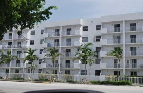 2575 SW 27th Ave 212, Coconut Grove, Florida 33133, Amerika Birleşik Devletleri