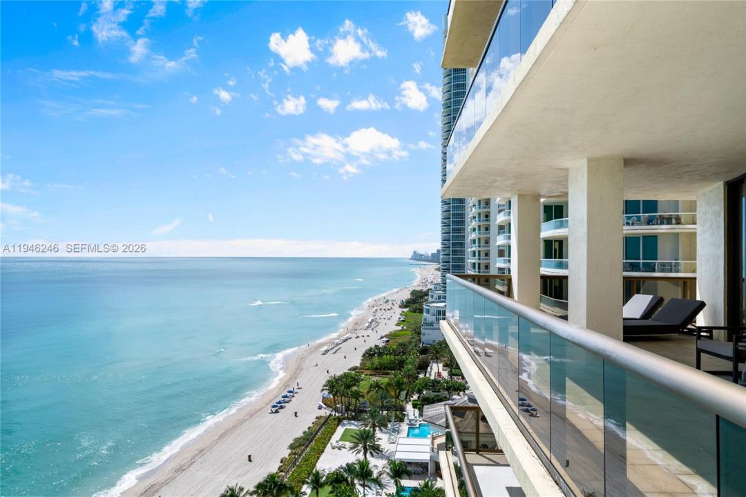 16275 Collins Ave 1501, Sunny Isles Beach, Florida 33160, USA