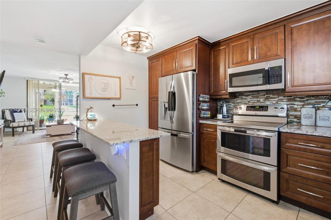10300 NW 30th Ct 109, Sunrise, Floryda 33322, USA