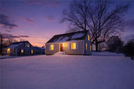 131 Pawtuxet Terrace, West Warwick, RI 02893, USA