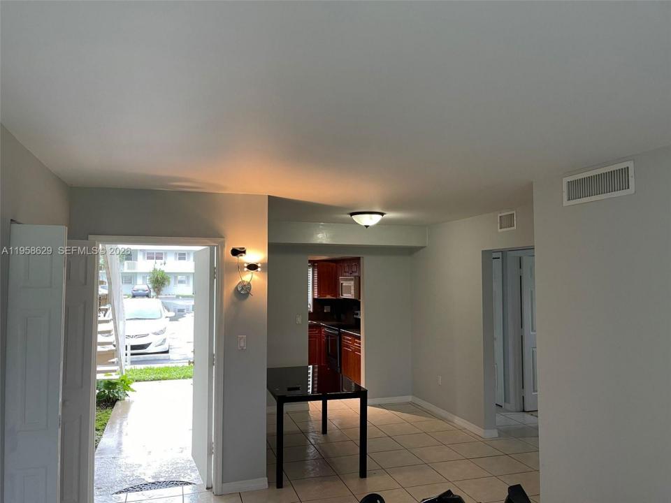 7670 SW 82nd St H113, Miami, Floride 33143, États-Unis