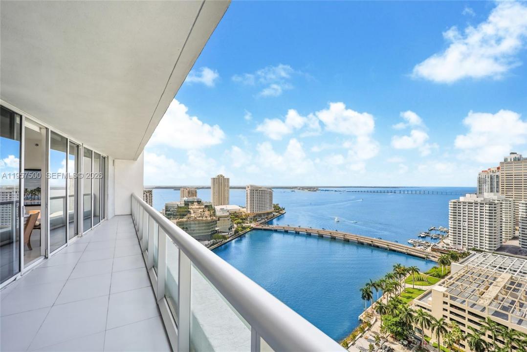 495 Brickell Ave 2303, Miami, Floride 33131, États-Unis