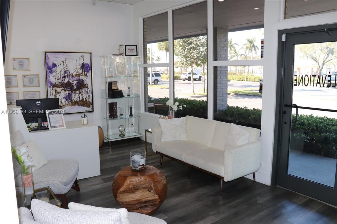 3724-3728 Davie Rd, Davie, Florida 33314, Stati Uniti