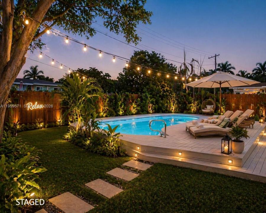 1507 Harding St, Hollywood, Florida 33020, USA