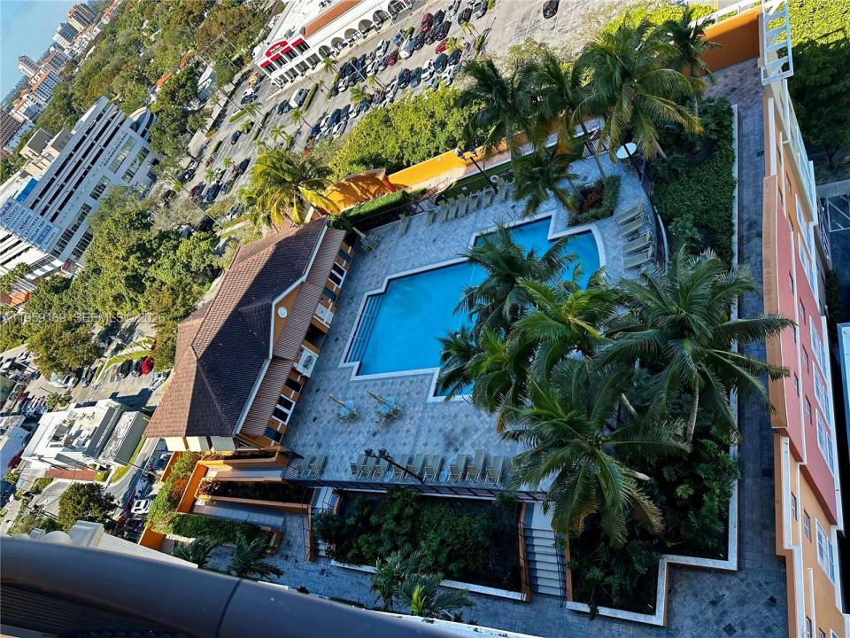 3232 SW 22nd Ter 1604, Miami, Floride 33145, États-Unis