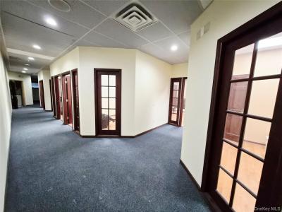 121 Oak Street W, Babylon, New York 11701, États-Unis