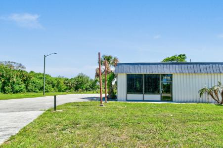 3801 Okeechobee Road, Fort Pierce, Floride 34947, États-Unis