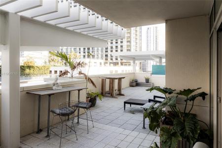3250 NE 1st Ave 517, Miami, Florida 33137, USA
