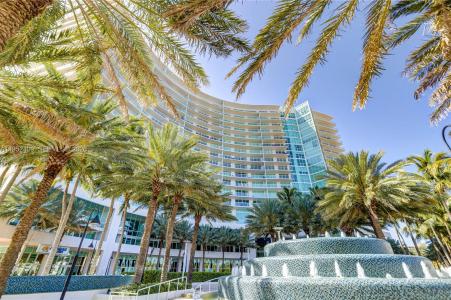 1 N Ocean Blvd 806, Pompano Beach, Florida 33062, USA