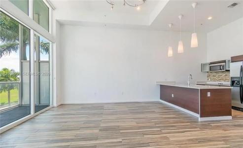 1900 N Bayshore Dr 506, Miami, Florida 33132, USA