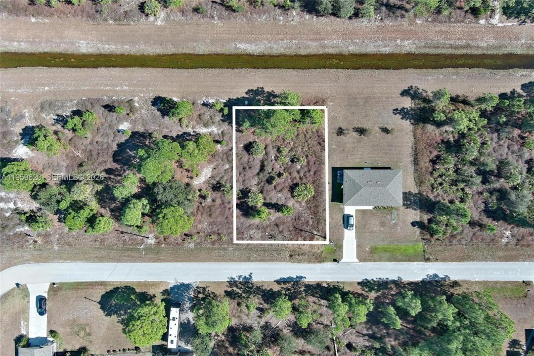 943 FOXDALE AVE, Lehigh Acres, Floride 33974, États-Unis
