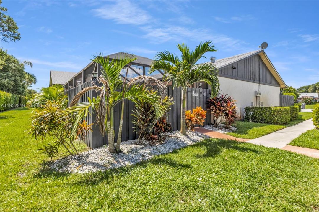 1050 Summit Trail Cir B, West Palm Beach, Florida 33415, Stati Uniti