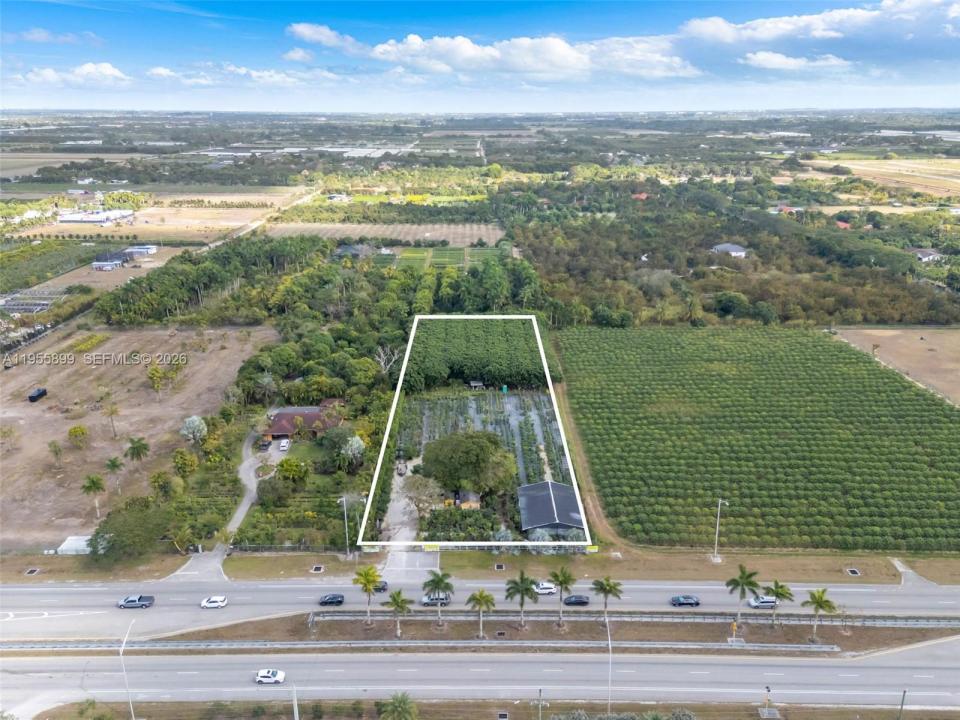 18955 SW KROME AKA SW 177th Ave, Miami, Florida 33187, USA