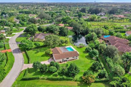 11030 SW 42nd Ct, Davie, Florida 33328