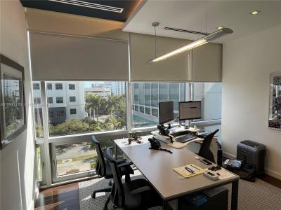 20900 NE 30th Ave 310, Aventura, Florida 33180, USA