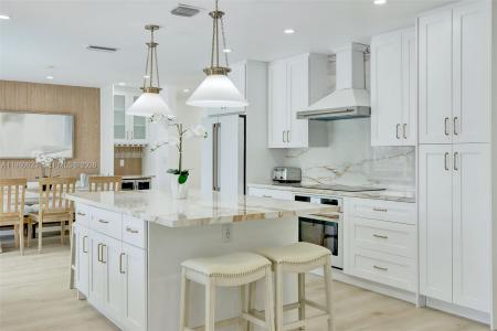 1050 SE 5th Ct, Pompano Beach, Florida 33060, USA