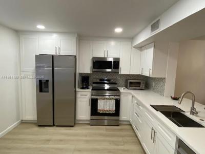 3305 Aruba Way B1, Coconut Creek, Florida 33066, USA