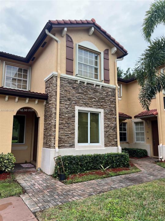 3330 NE 13th Cir Dr 108-22, Homestead, Floride 33033, États-Unis