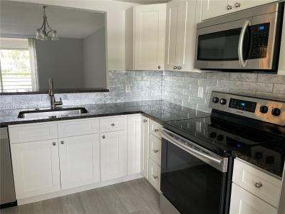 805 Cypress Blvd 205, Pompano Beach, Florida 33069, USA