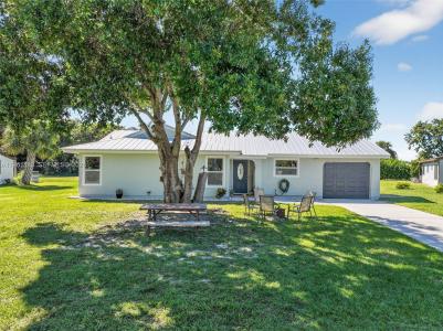 1610 SE Burning Ln, Port St. Lucie, Florida 34952, USA