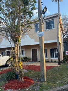 3928 SW 52nd Ave F6, Pembroke Park, Florida 33023, Amerika Birleşik Devletleri