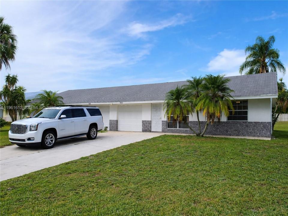 4311 SE Geneva Dr 4311, Stuart, Florida 34997