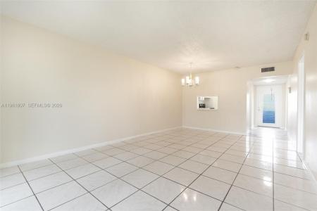 7877 Golf Cir Dr 108, Margate, Florida 33063, USA
