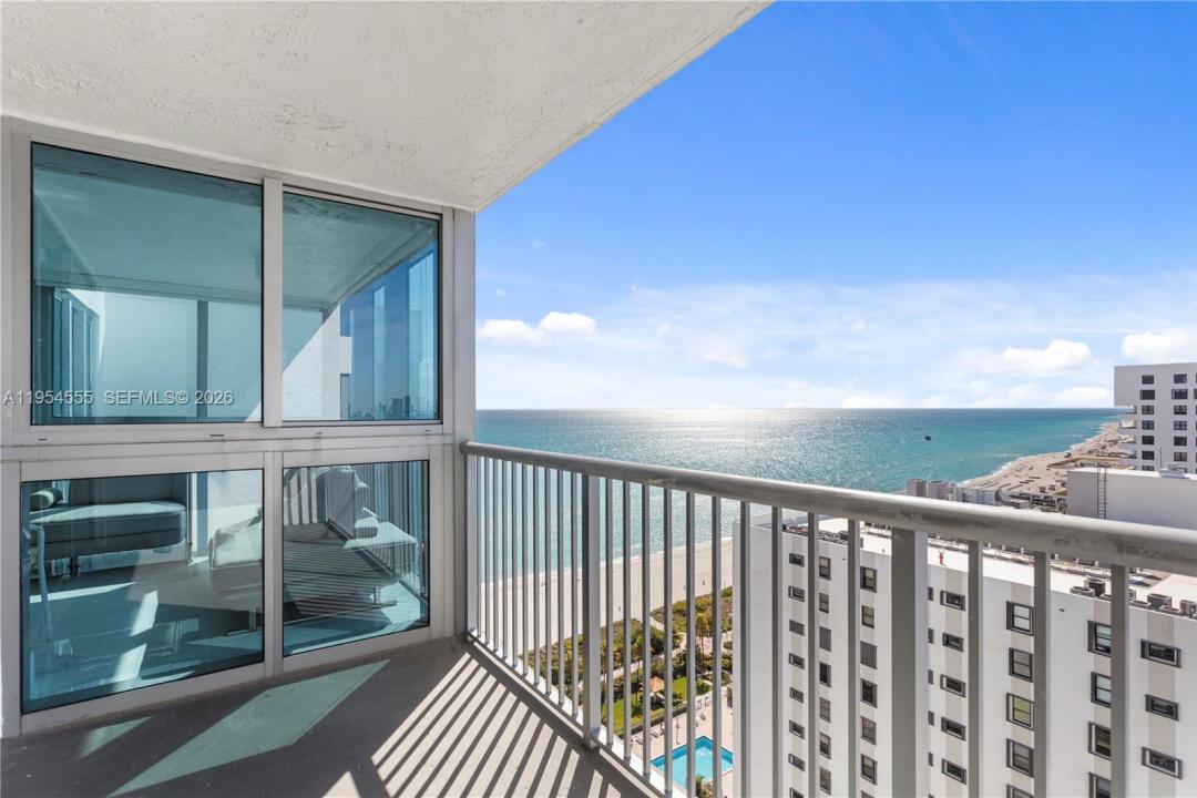 2655 Collins Ave PH06/08, Miami Beach, Floride 33140, États-Unis