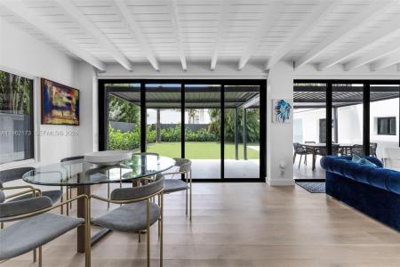 1826 Fairhaven Pl, Miami, Floryda 33133, USA