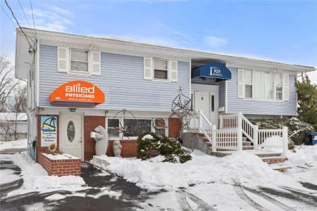 925 Deer Park Avenue, Babylon, New York 11703, États-Unis