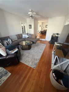 9 Narragansett Avenue 1, Newport, RI 02840, USA