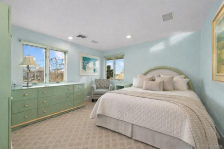 1416 Bay Boulevard, Hempstead, New York 11509, USA