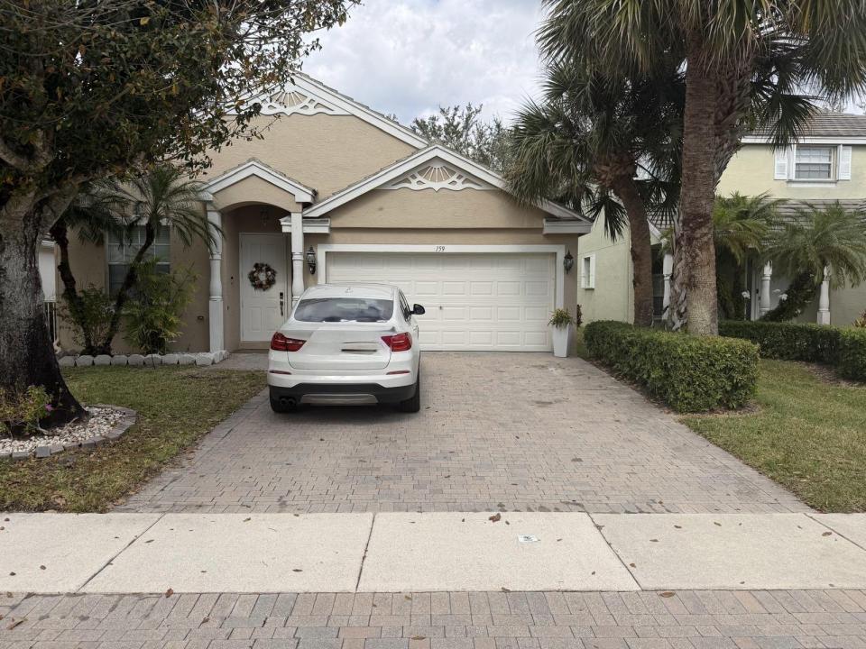 159 Berenger Walk, Royal Palm Beach, Florida 33414, USA