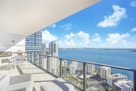 1451 Brickell Ave 3902, Miami, Florida 33131, USA