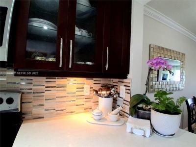 2635 NW 104th Ave 402, Sunrise, Florida 33322, USA