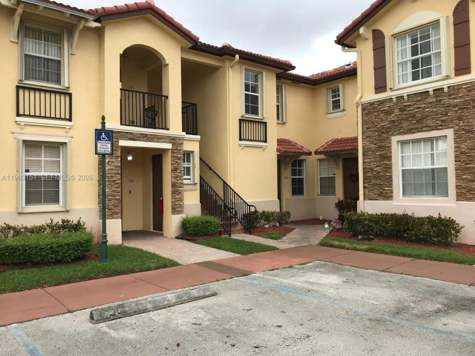 1420 NE 33rd Ave 102-15, Homestead, Floride 33033, États-Unis